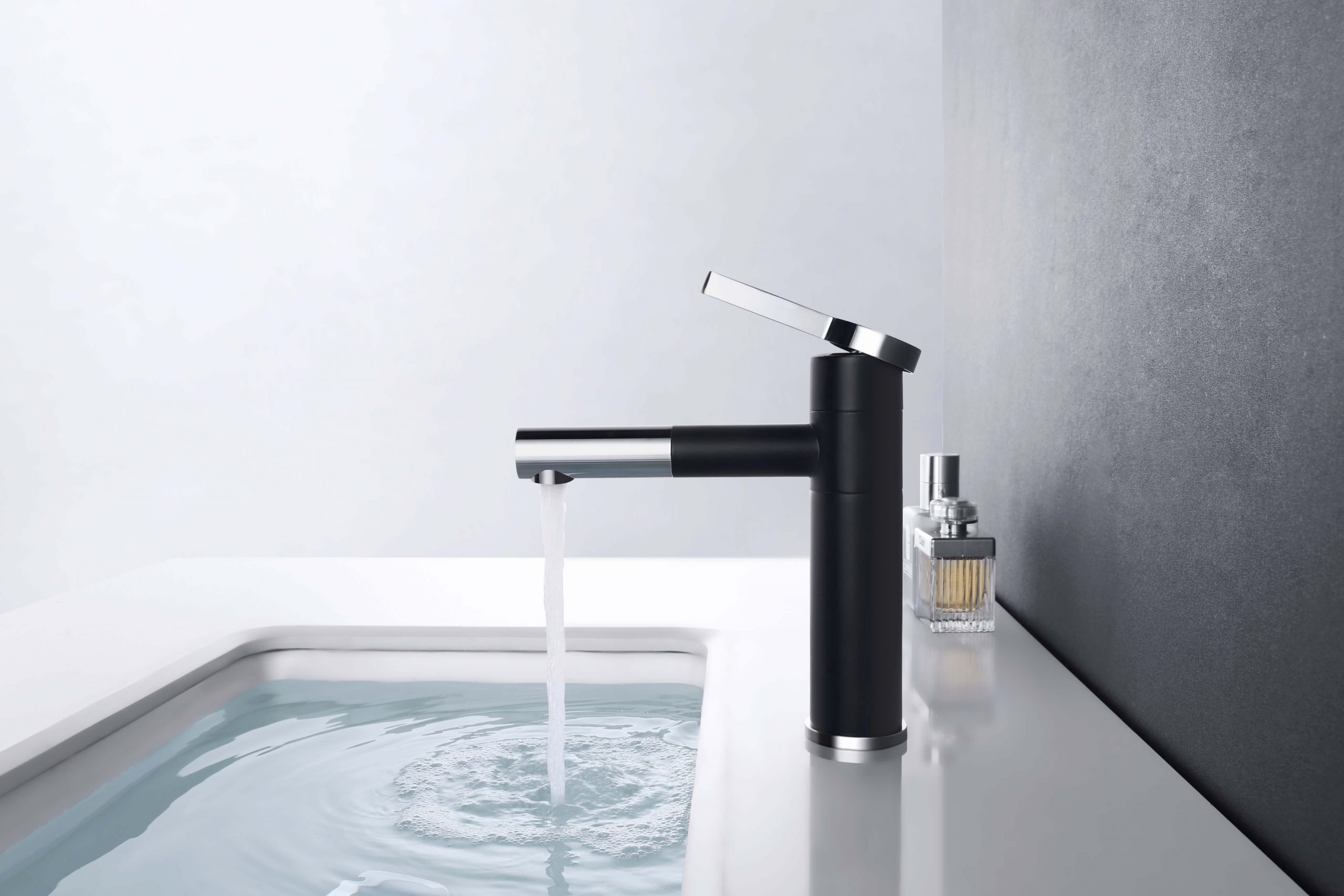 what is two tone bathroom faucet 4