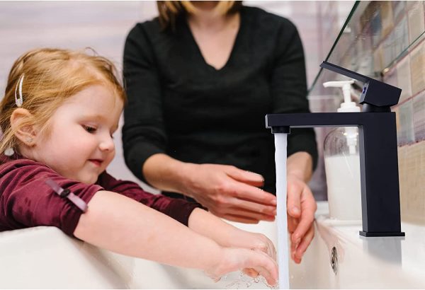 arcora waschtischarmatur wasserhahn bad aus edelstahl einhandmischer waschbeckenarmatur mit kalte und heisse wasserschlaeuche 2